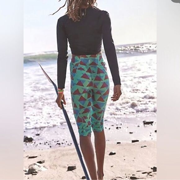 Free People Movement Make Way Rash Guard Black - Picture 3 of 4